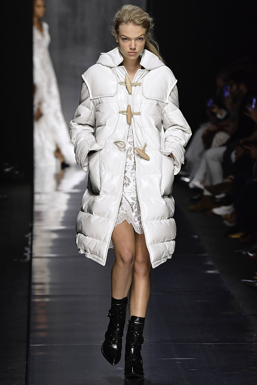 Fashion Week Milan Fall/Winter 2019 look 42 from the Ermanno Scervino collection womenswear