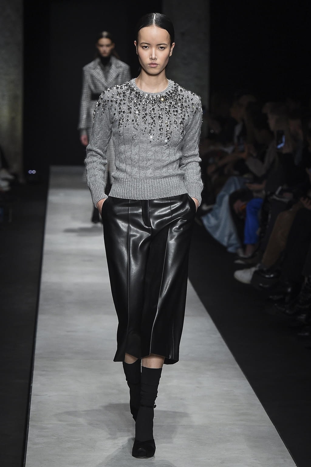 Fashion Week Milan Fall/Winter 2020 look 19 from the Ermanno Scervino collection 女装