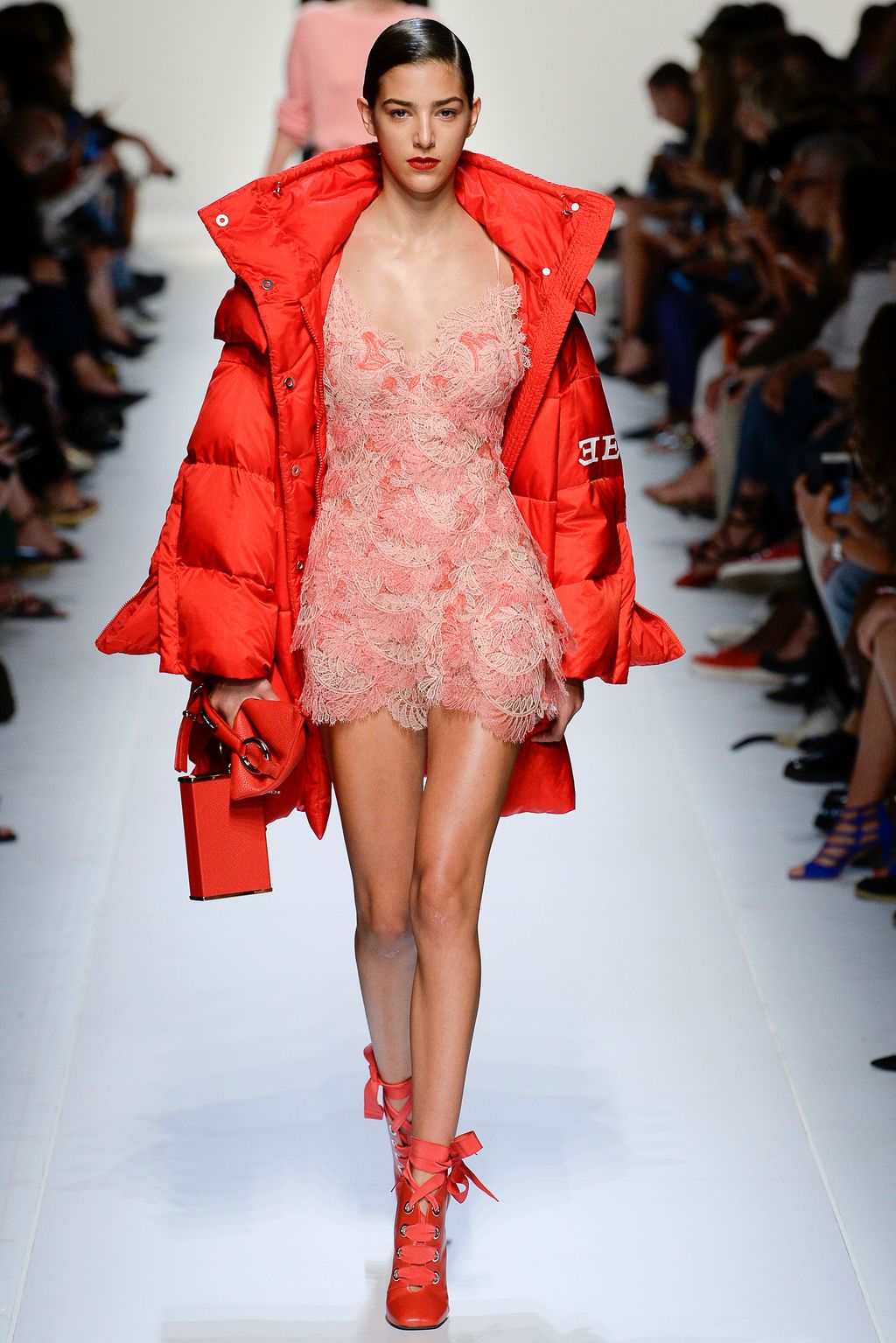 Fashion Week Milan Spring/Summer 2018 look 18 from the Ermanno Scervino collection womenswear
