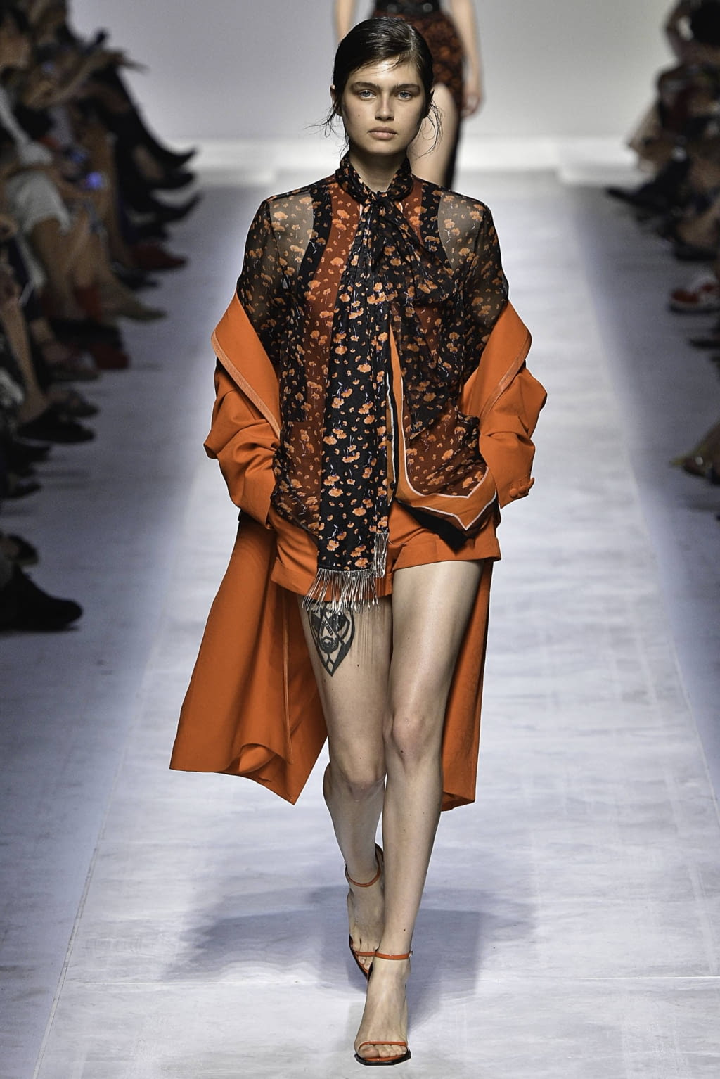 Fashion Week Milan Spring/Summer 2019 look 11 de la collection Ermanno Scervino womenswear