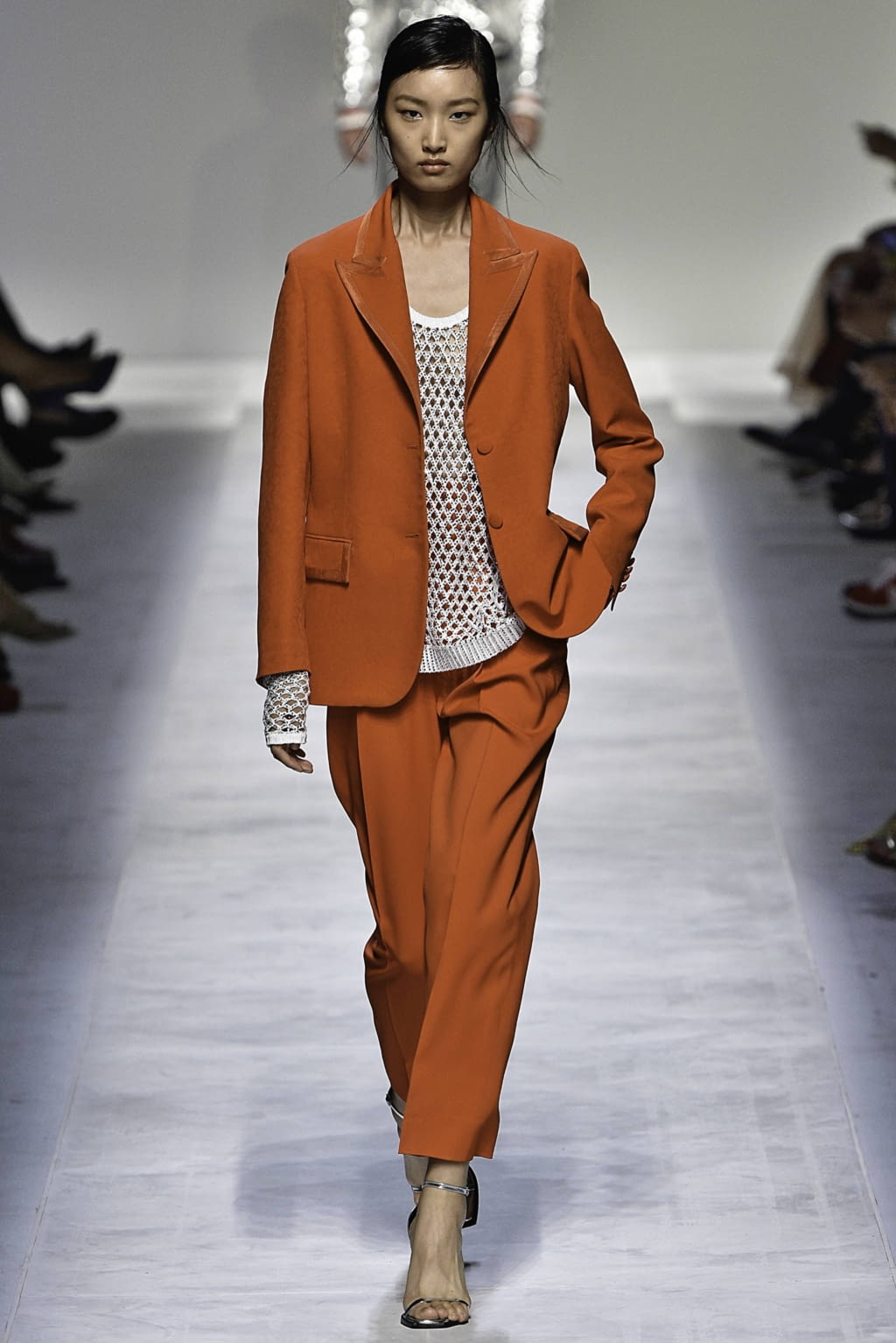 Fashion Week Milan Spring/Summer 2019 look 16 from the Ermanno Scervino collection womenswear