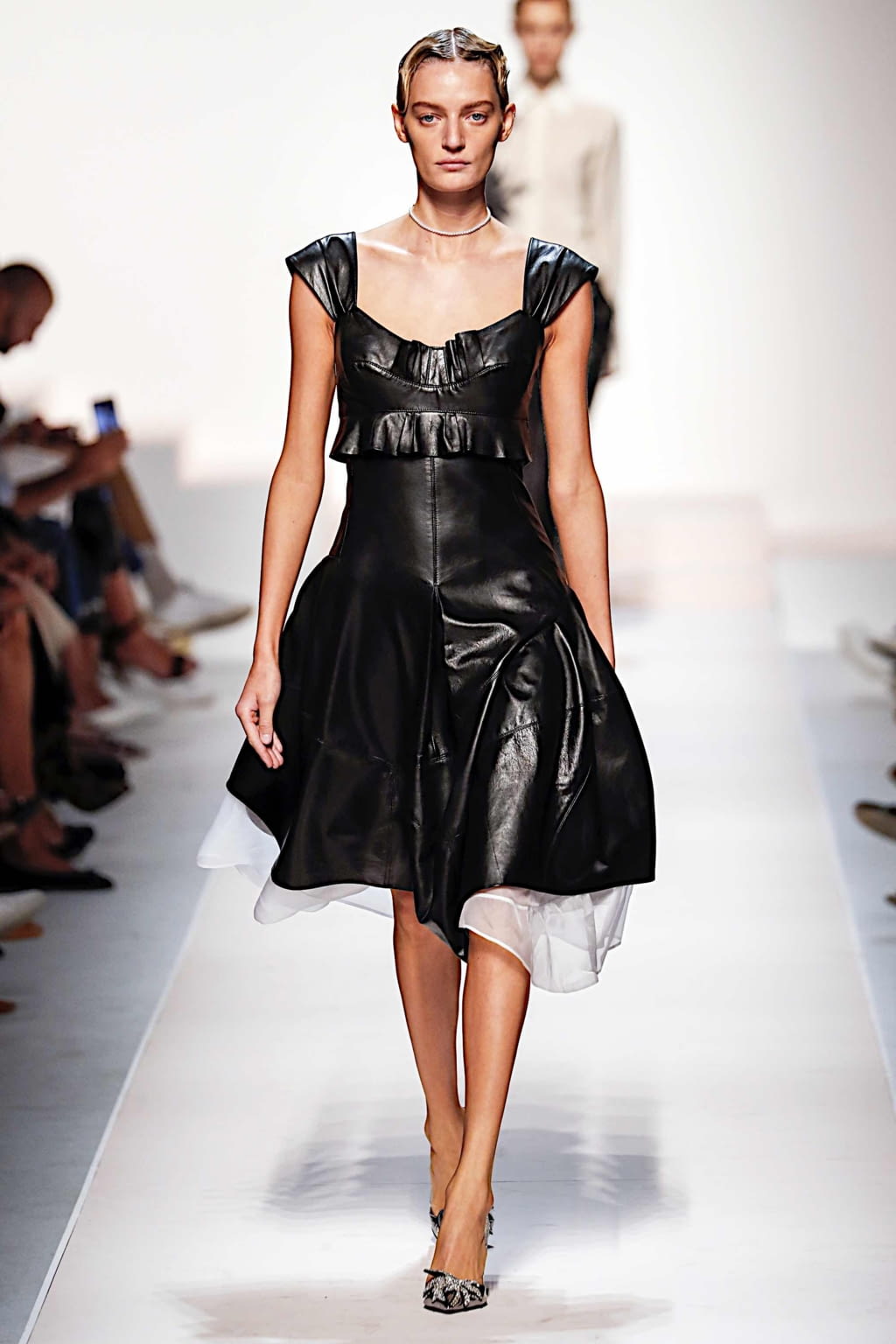 Fashion Week Milan Spring/Summer 2020 look 21 de la collection Ermanno Scervino womenswear