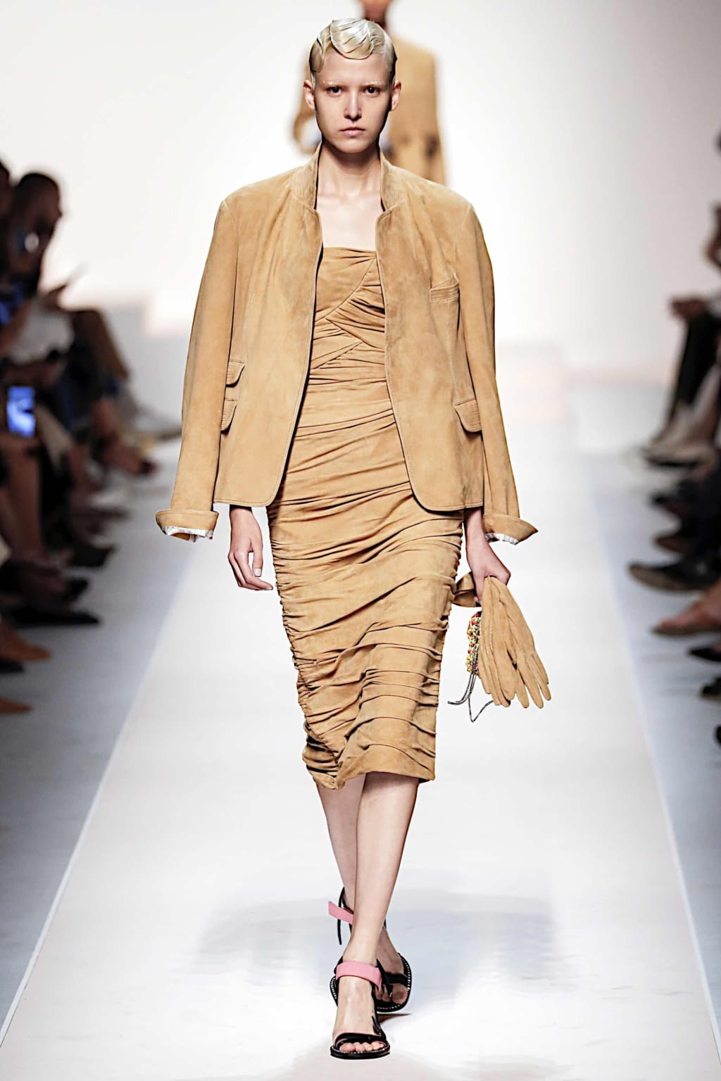 Fashion Week Milan Spring/Summer 2020 look 29 from the Ermanno Scervino collection womenswear