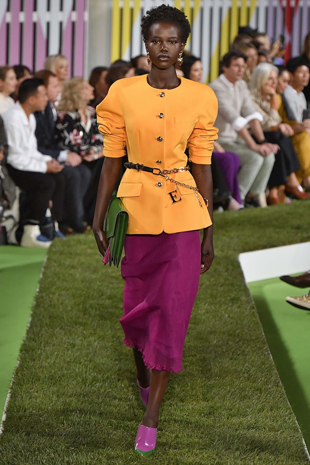 Fashion Week New York Spring/Summer 2019 look 1 from the Escada collection 女装