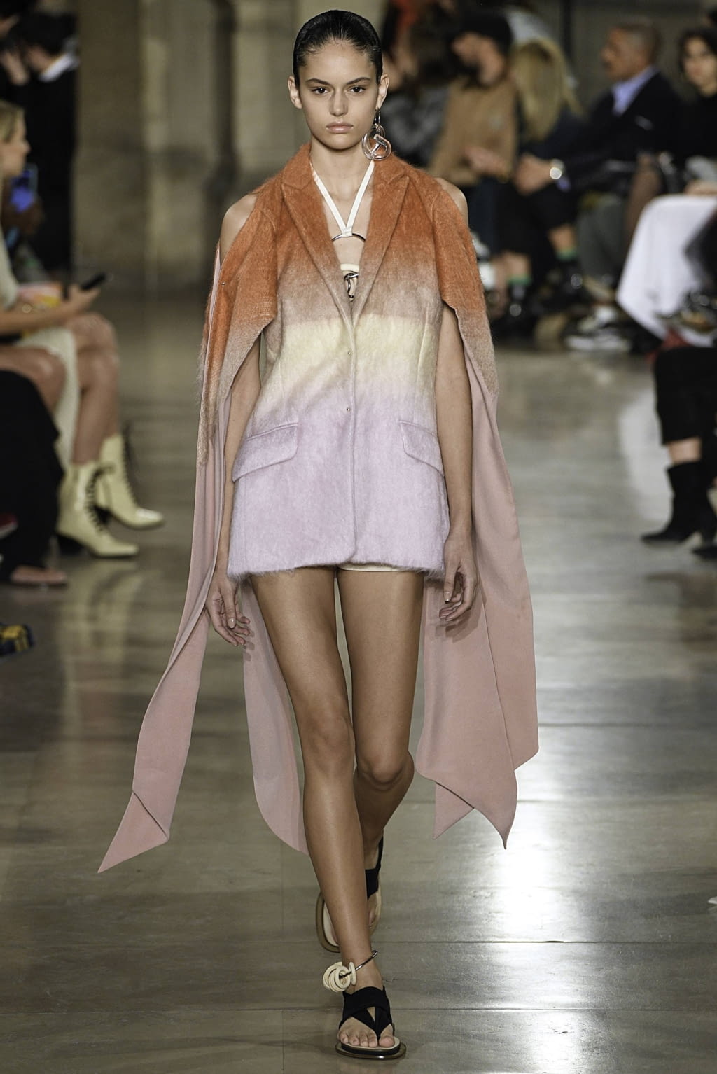 Fashion Week Paris Spring/Summer 2019 look 16 from the Esteban Cortazar collection womenswear