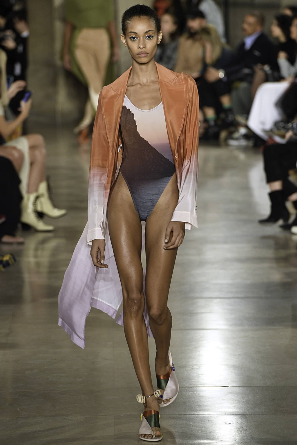 Fashion Week Paris Spring/Summer 2019 look 17 from the Esteban Cortazar collection 女装