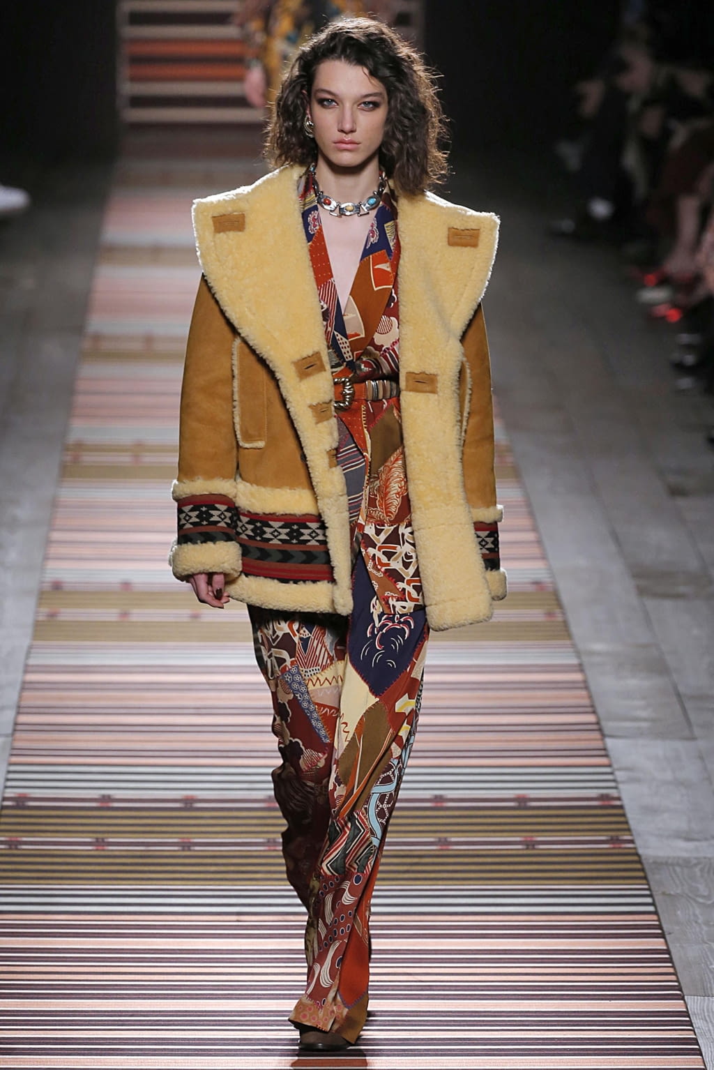 Fashion Week Milan Fall/Winter 2018 look 14 from the Etro collection 女装