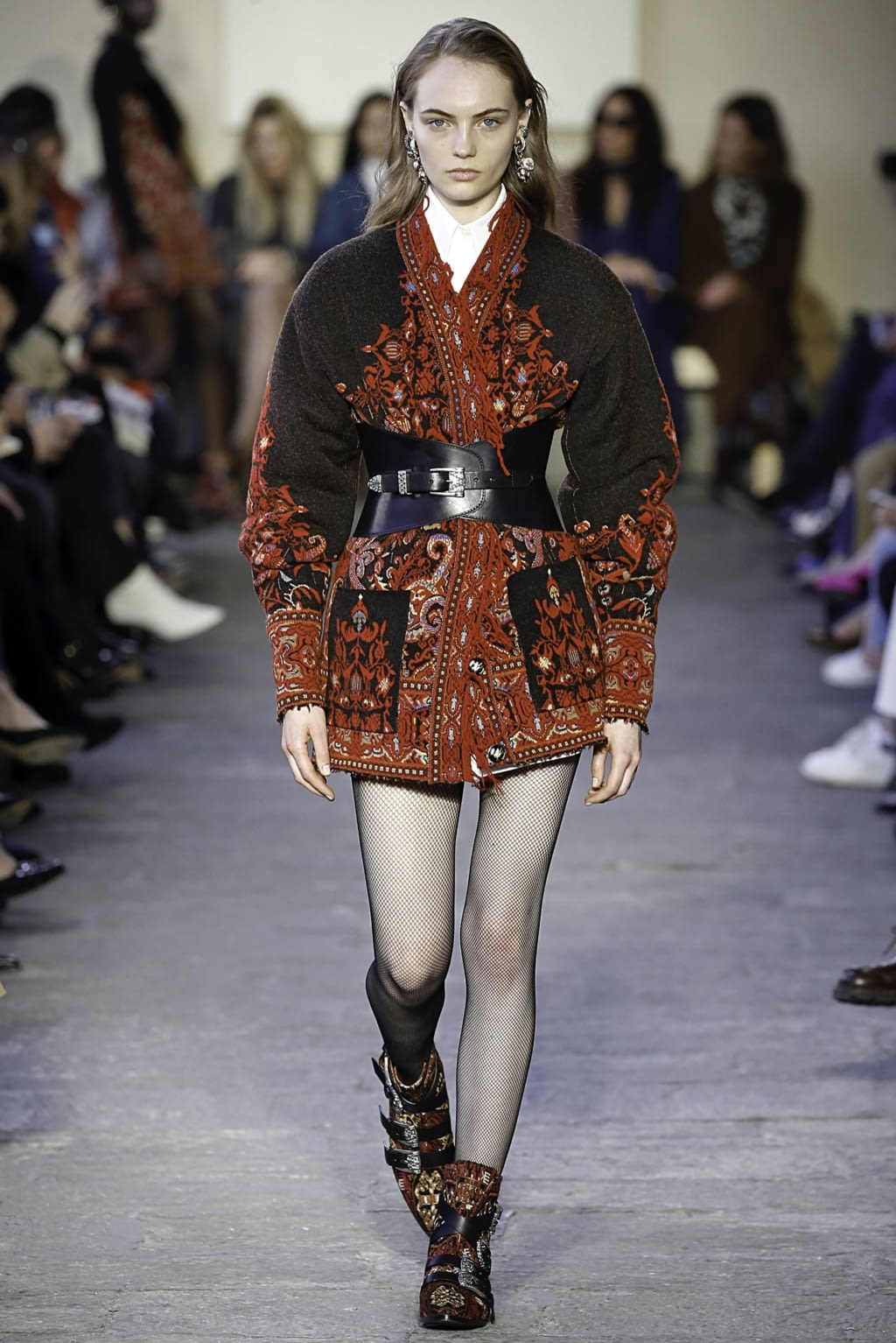 Fashion Week Milan Fall/Winter 2019 look 2 from the Etro collection womenswear