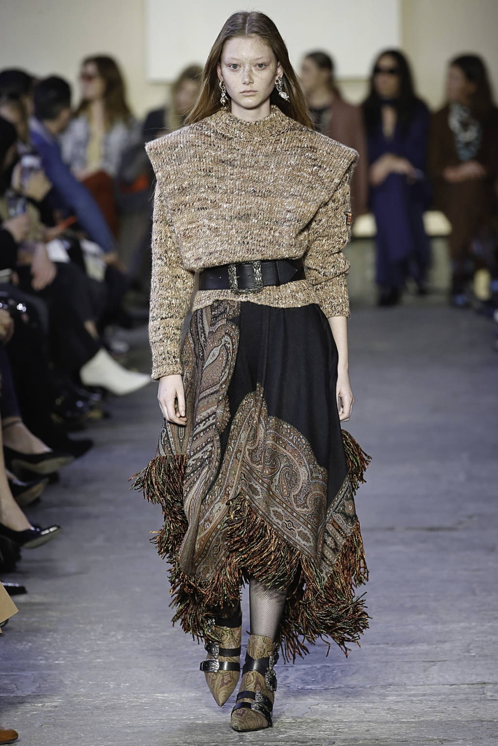 Fashion Week Milan Fall/Winter 2019 look 9 from the Etro collection womenswear