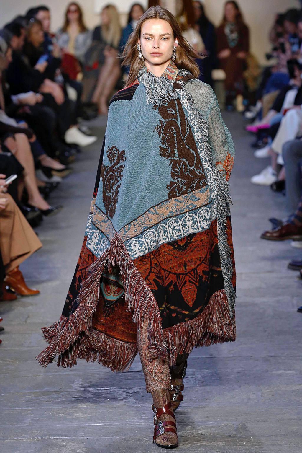 Fashion Week Milan Fall/Winter 2019 look 35 from the Etro collection womenswear