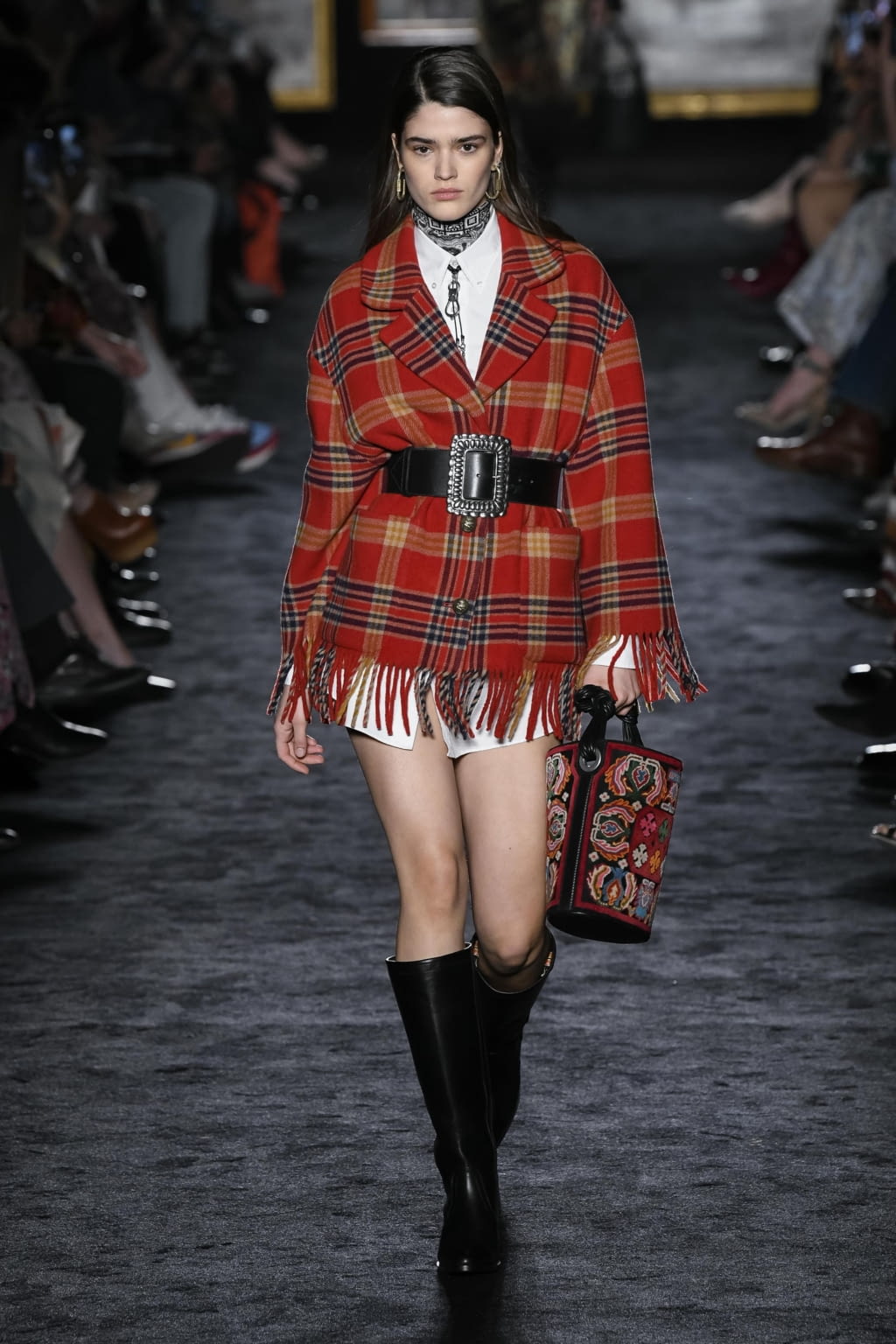 Fashion Week Milan Fall/Winter 2020 look 20 from the Etro collection 女装