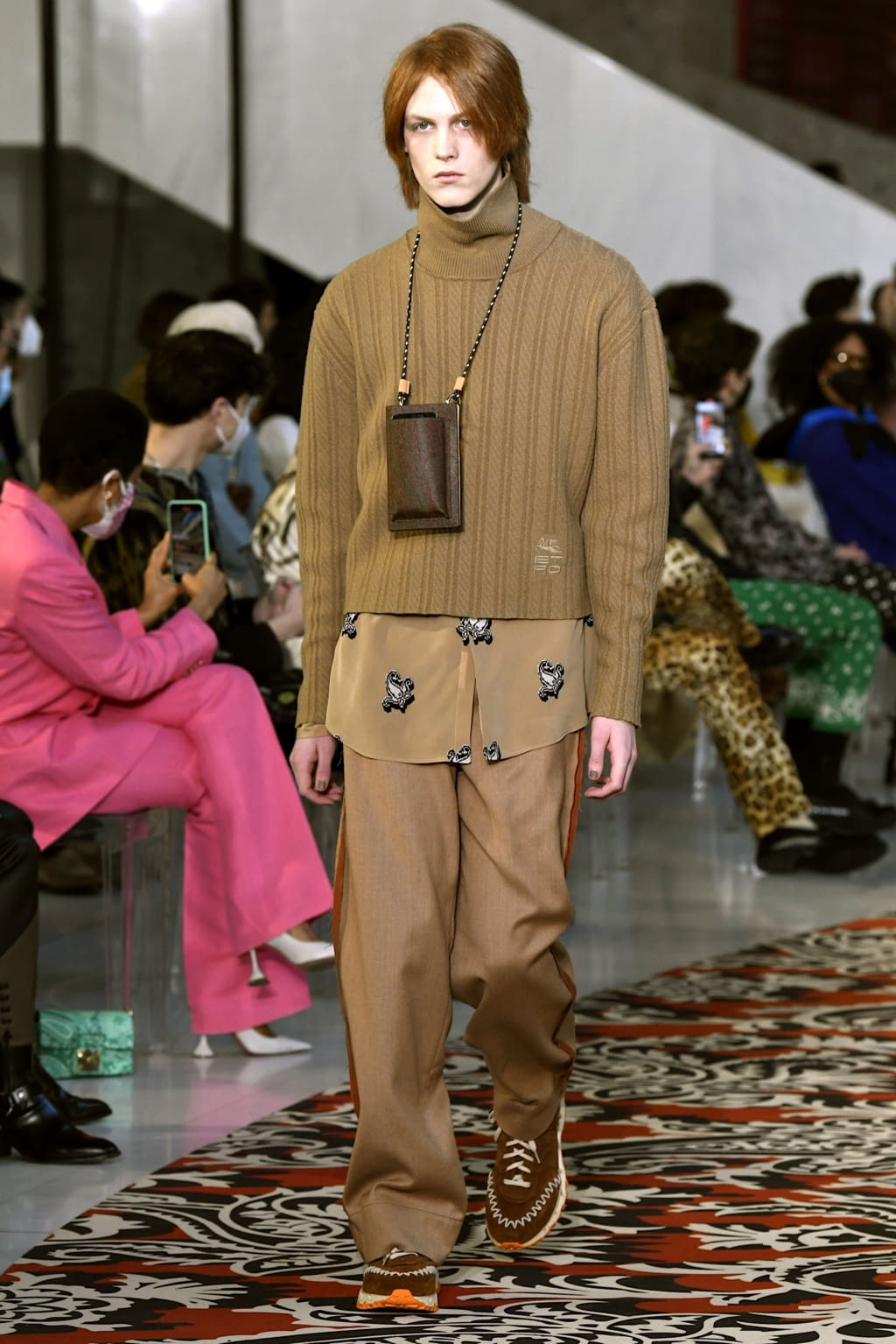 Fashion Week Milan Fall/Winter 2022 look 7 from the Etro collection 男装