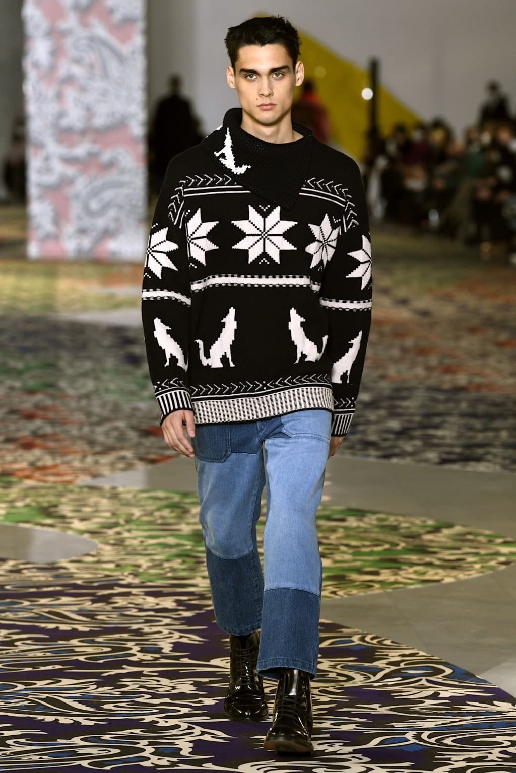 Fashion Week Milan Fall/Winter 2022 look 20 from the Etro collection menswear