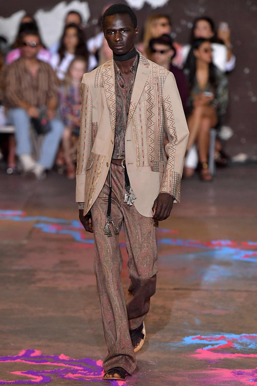 Fashion Week Milan Spring/Summer 2020 look 6 from the Etro collection 男装