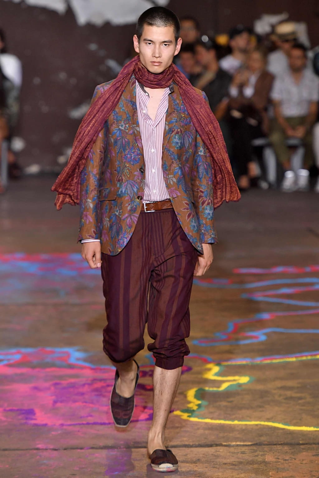 Fashion Week Milan Spring/Summer 2020 look 22 from the Etro collection 男装