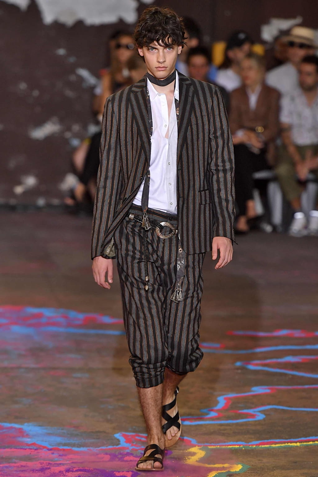 Fashion Week Milan Spring/Summer 2020 look 35 from the Etro collection menswear