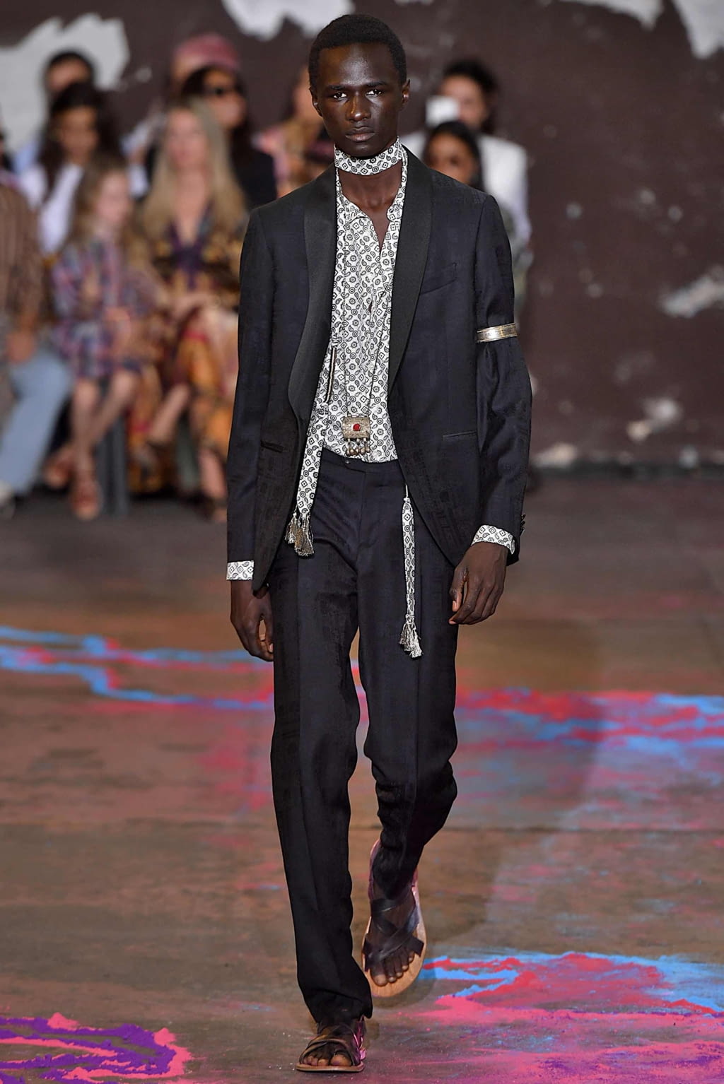 Fashion Week Milan Spring/Summer 2020 look 37 from the Etro collection menswear