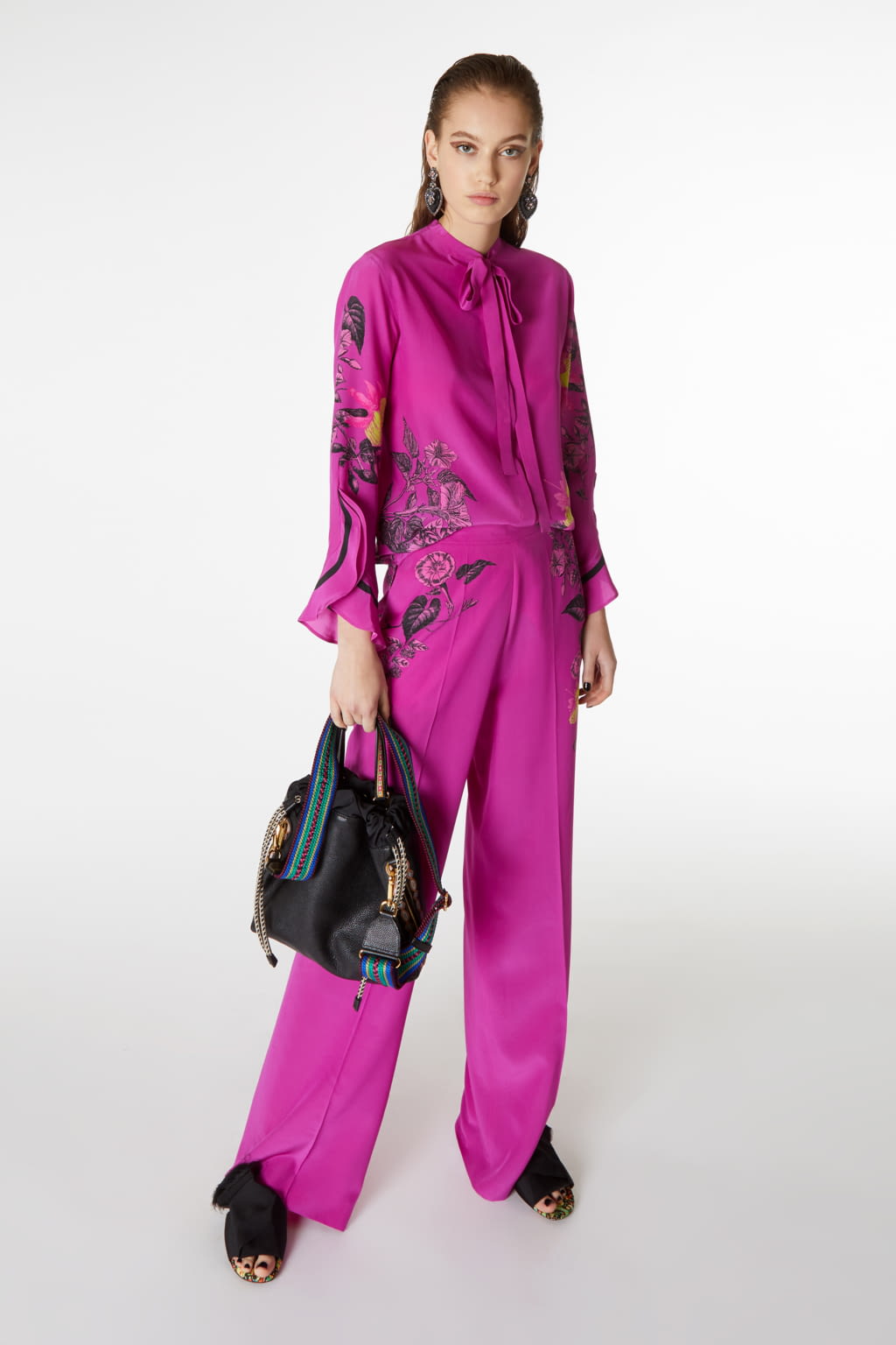 Fashion Week Milan Pre-Fall 2019 look 16 from the Etro collection womenswear
