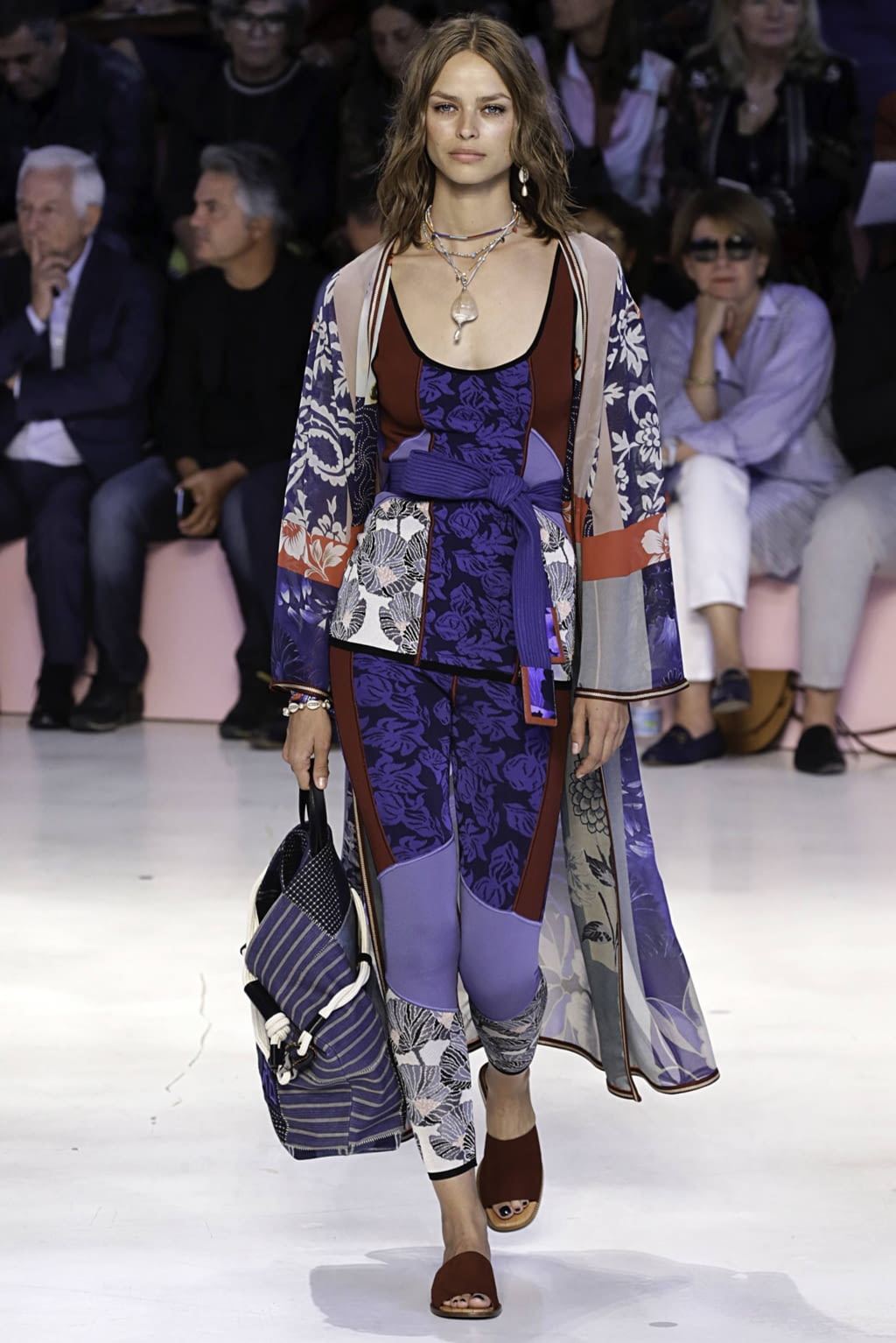 Fashion Week Milan Spring/Summer 2019 look 7 from the Etro collection 女装
