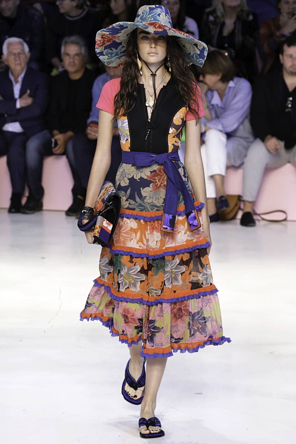 Fashion Week Milan Spring/Summer 2019 look 15 from the Etro collection 女装