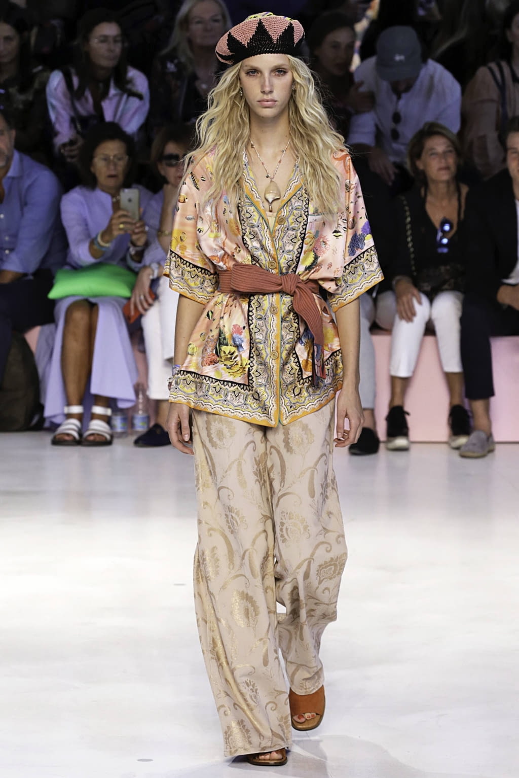Fashion Week Milan Spring/Summer 2019 look 26 from the Etro collection 女装