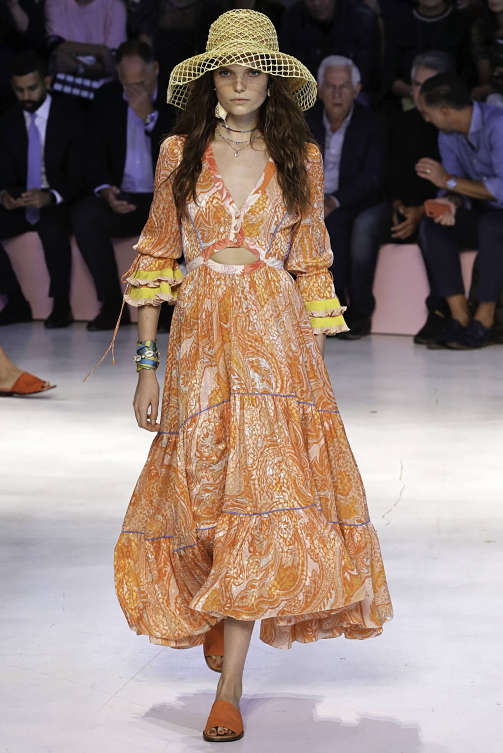 Fashion Week Milan Spring/Summer 2019 look 41 from the Etro collection 女装