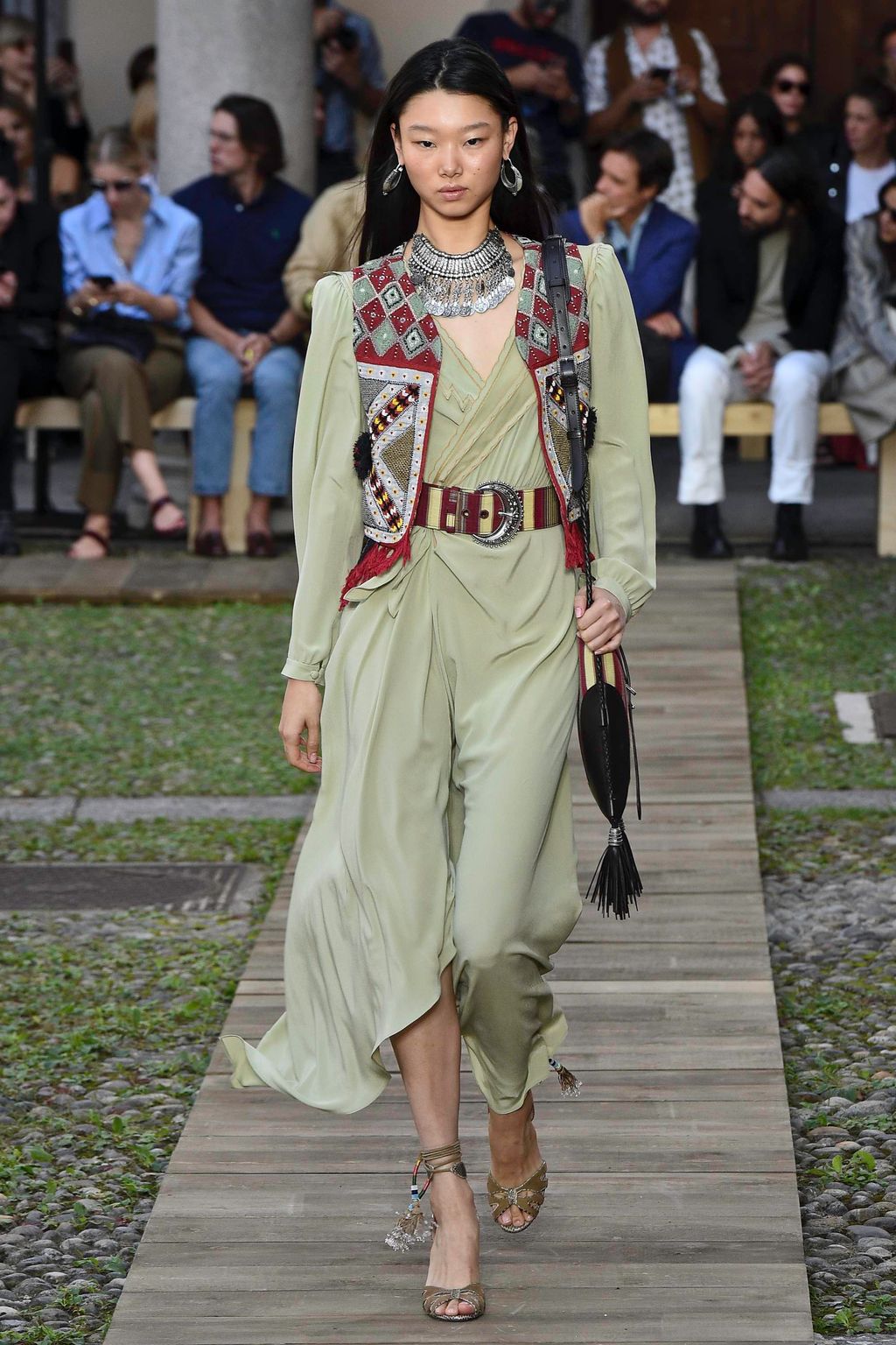 Fashion Week Milan Spring/Summer 2020 look 15 from the Etro collection womenswear