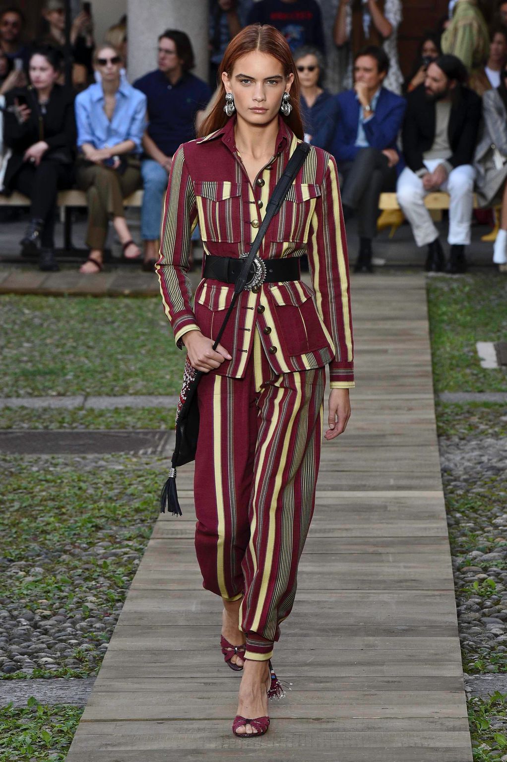 Fashion Week Milan Spring/Summer 2020 look 24 from the Etro collection 女装