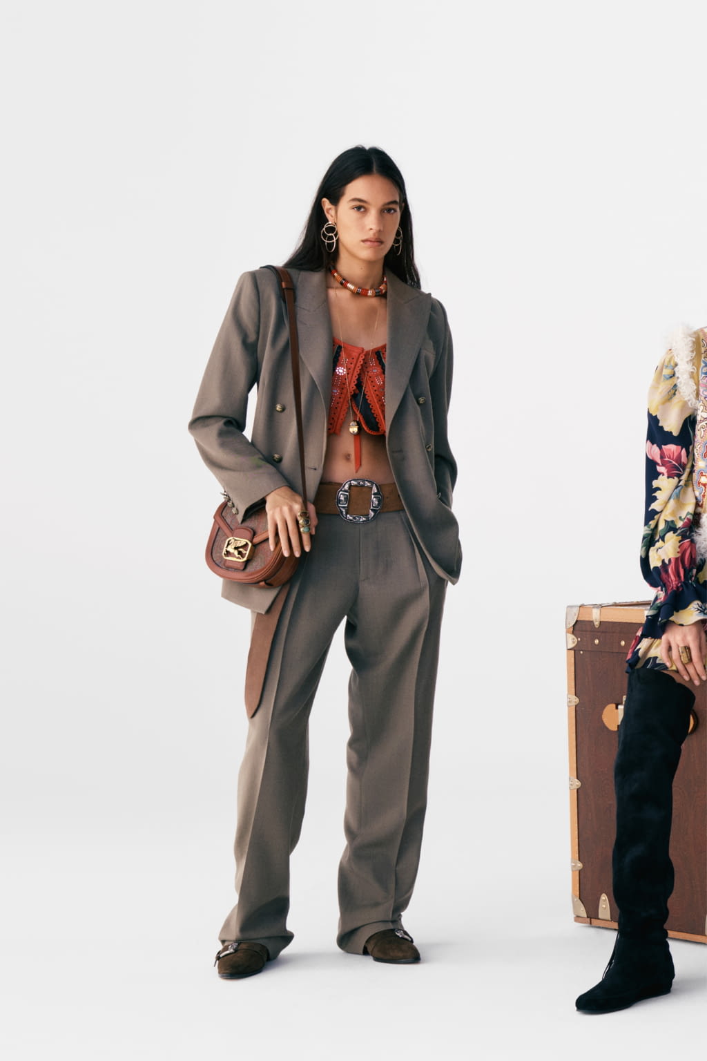 Fashion Week Milan Pre-Fall 2021 look 1 from the Etro collection 女装