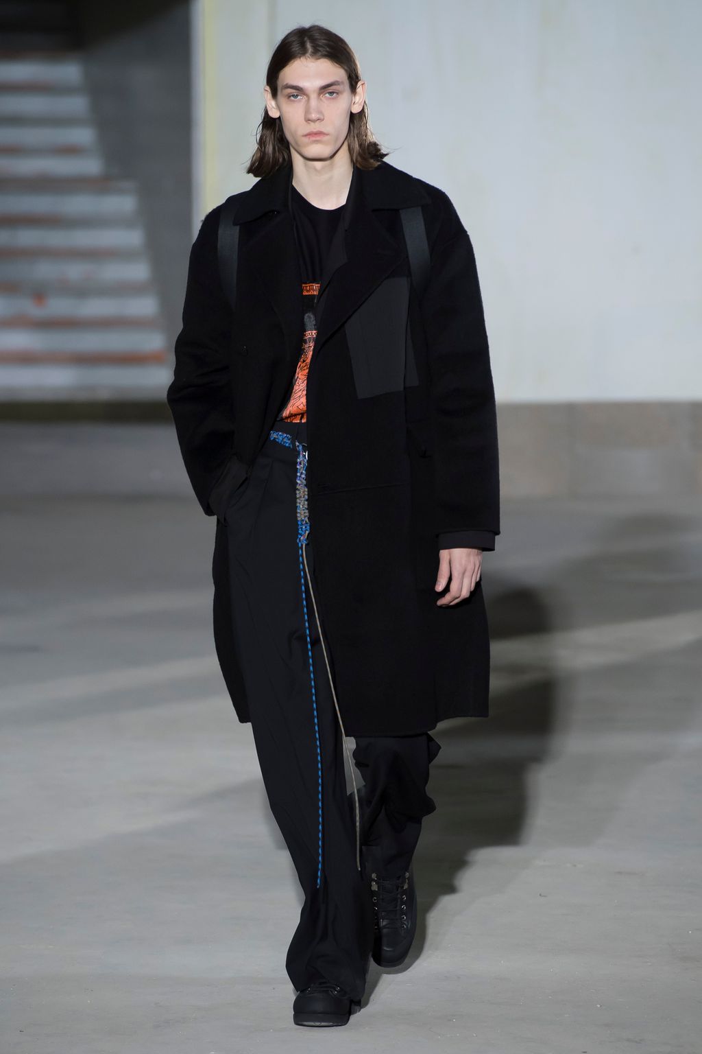 Fashion Week Paris Fall/Winter 2018 look 15 from the Études collection menswear
