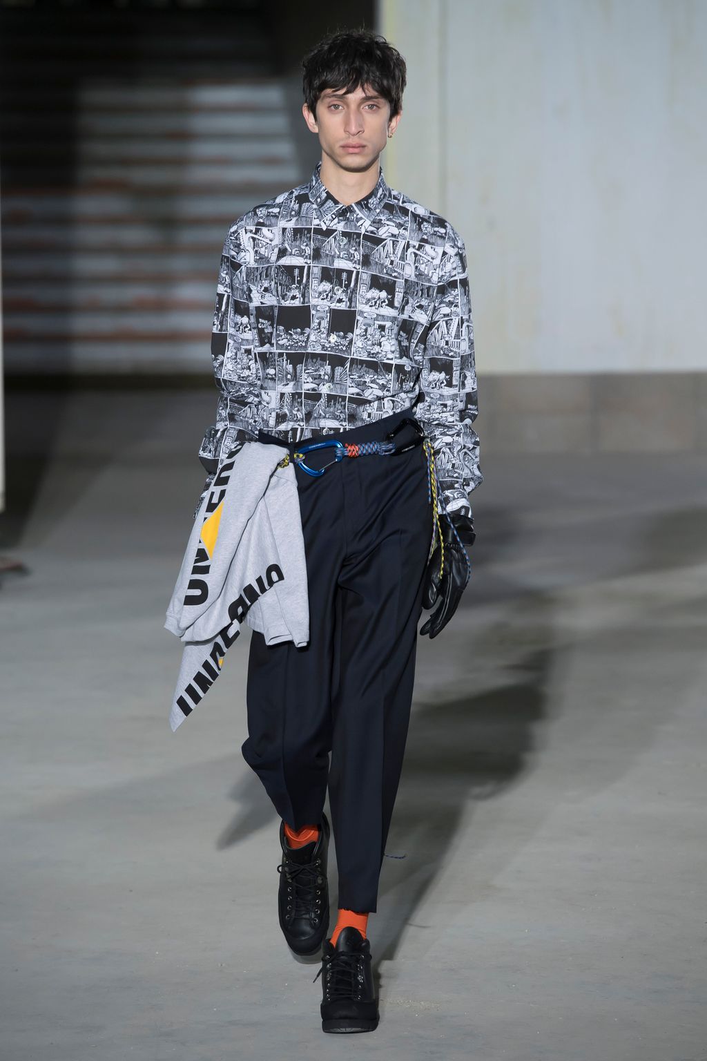 Fashion Week Paris Fall/Winter 2018 look 23 de la collection Études menswear