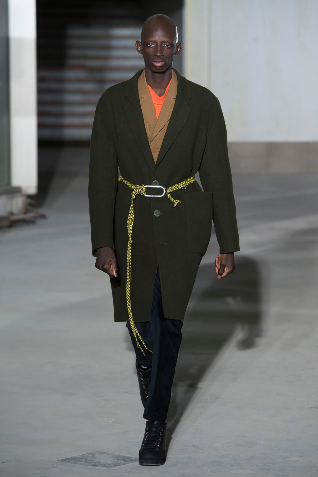 Fashion Week Paris Fall/Winter 2018 look 4 from the Études collection menswear