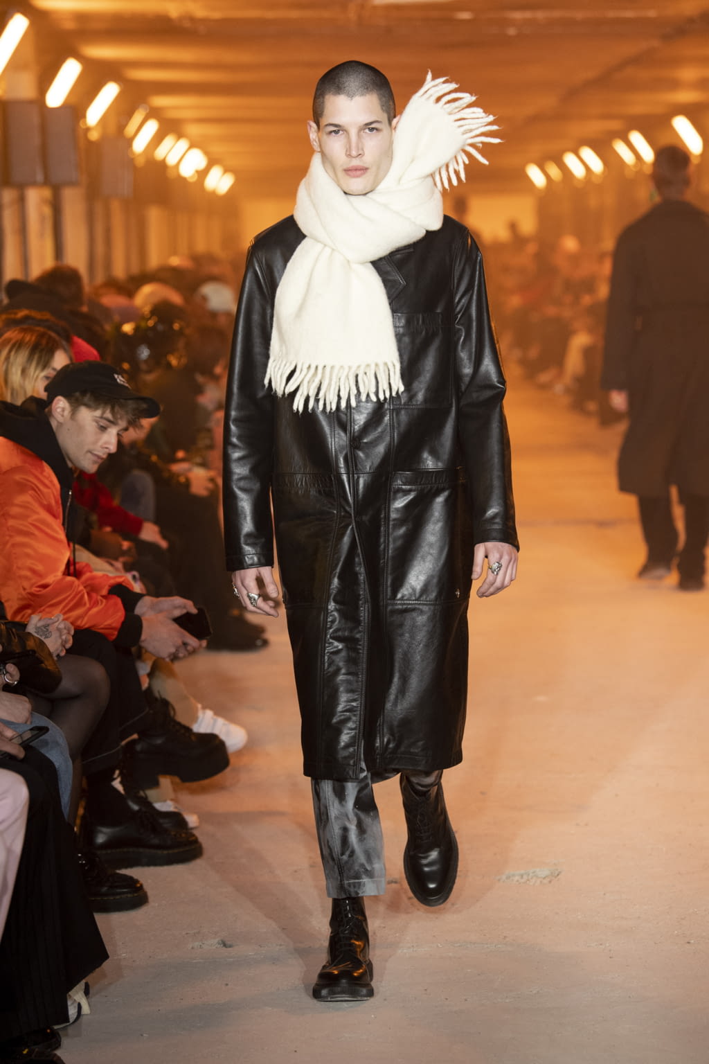 Fashion Week Paris Fall/Winter 2020 look 5 de la collection Études menswear