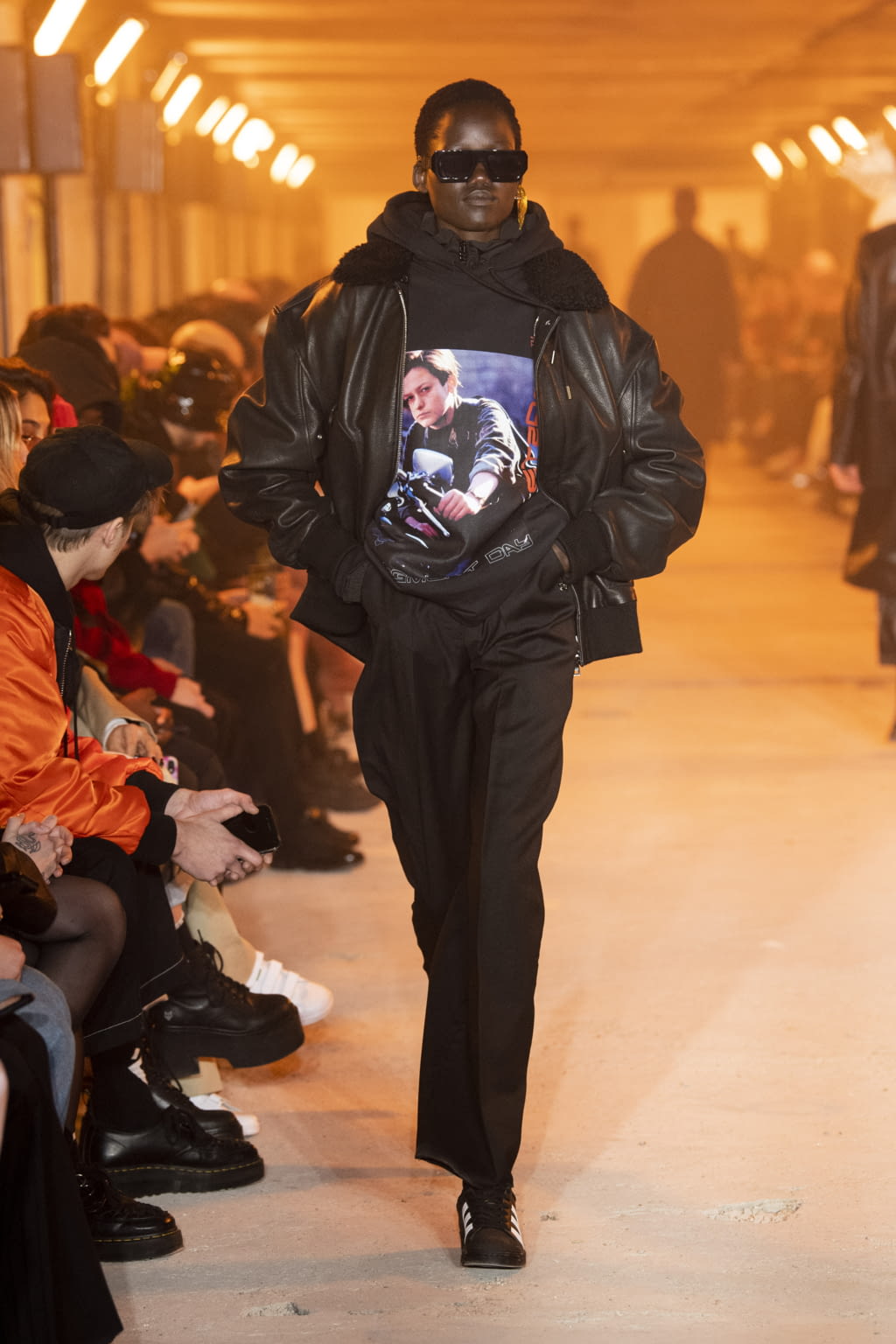 Fashion Week Paris Fall/Winter 2020 look 6 de la collection Études menswear