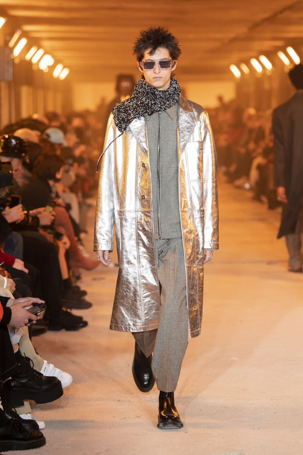 Fashion Week Paris Fall/Winter 2020 look 17 from the Études collection 男装
