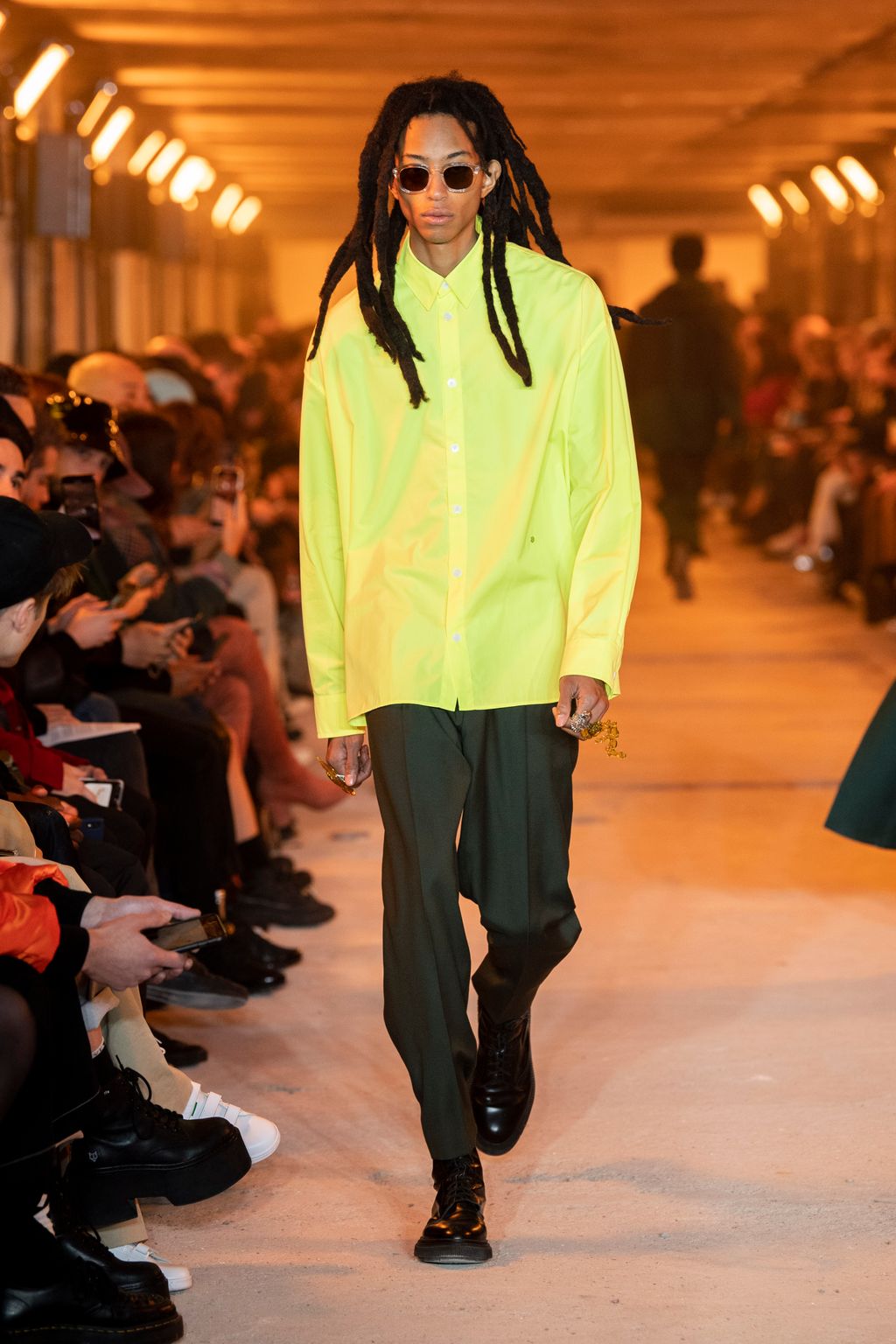 Fashion Week Paris Fall/Winter 2020 look 29 from the Études collection menswear