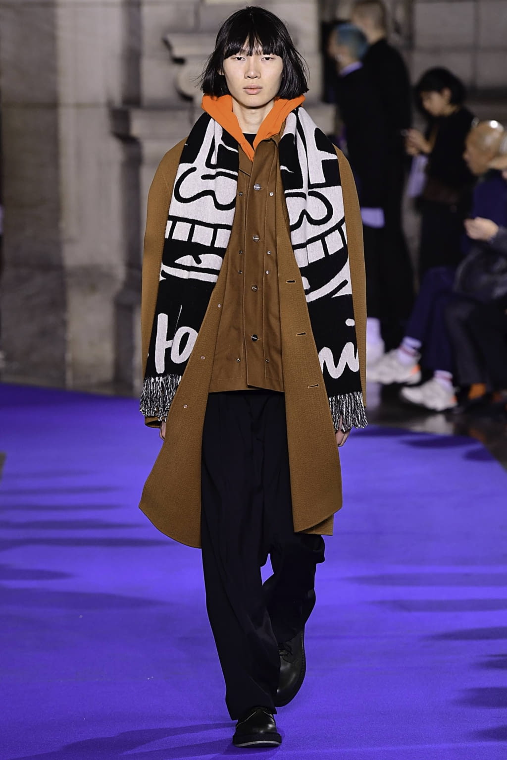 Fashion Week Paris Fall/Winter 2019 look 8 from the Études collection 男装