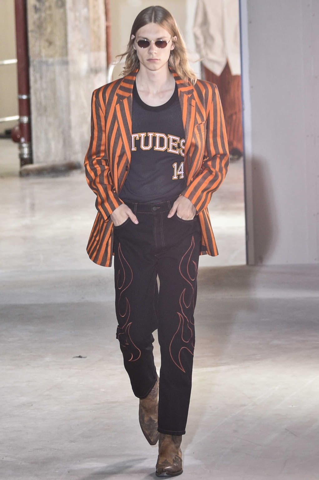 Fashion Week Paris Spring/Summer 2019 look 27 from the Études collection menswear