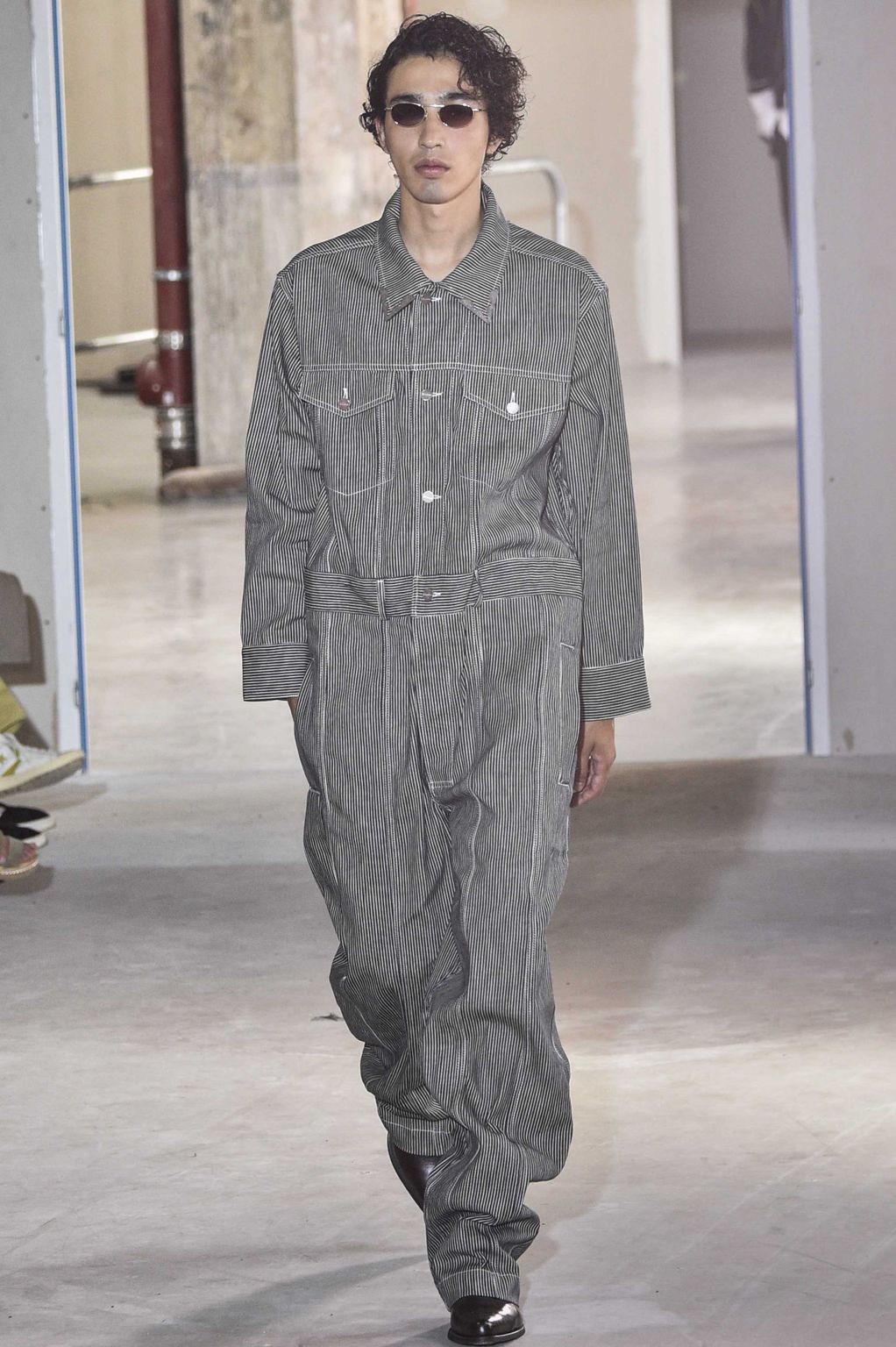 Fashion Week Paris Spring/Summer 2019 look 34 from the Études collection menswear