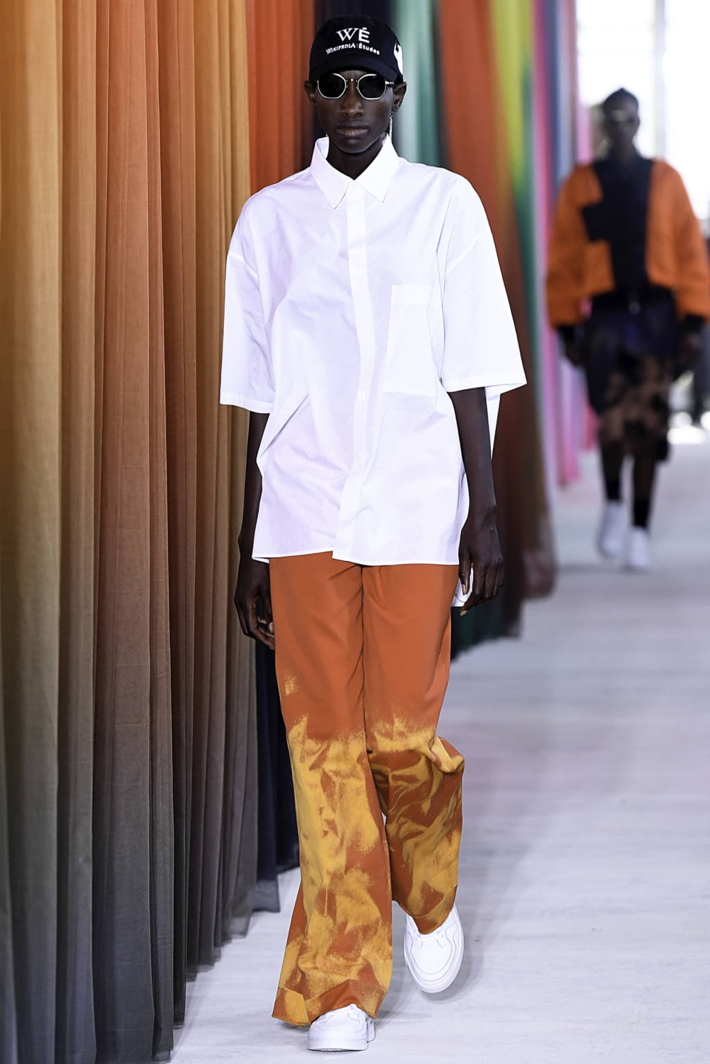 Fashion Week Paris Spring/Summer 2020 look 5 de la collection Études menswear