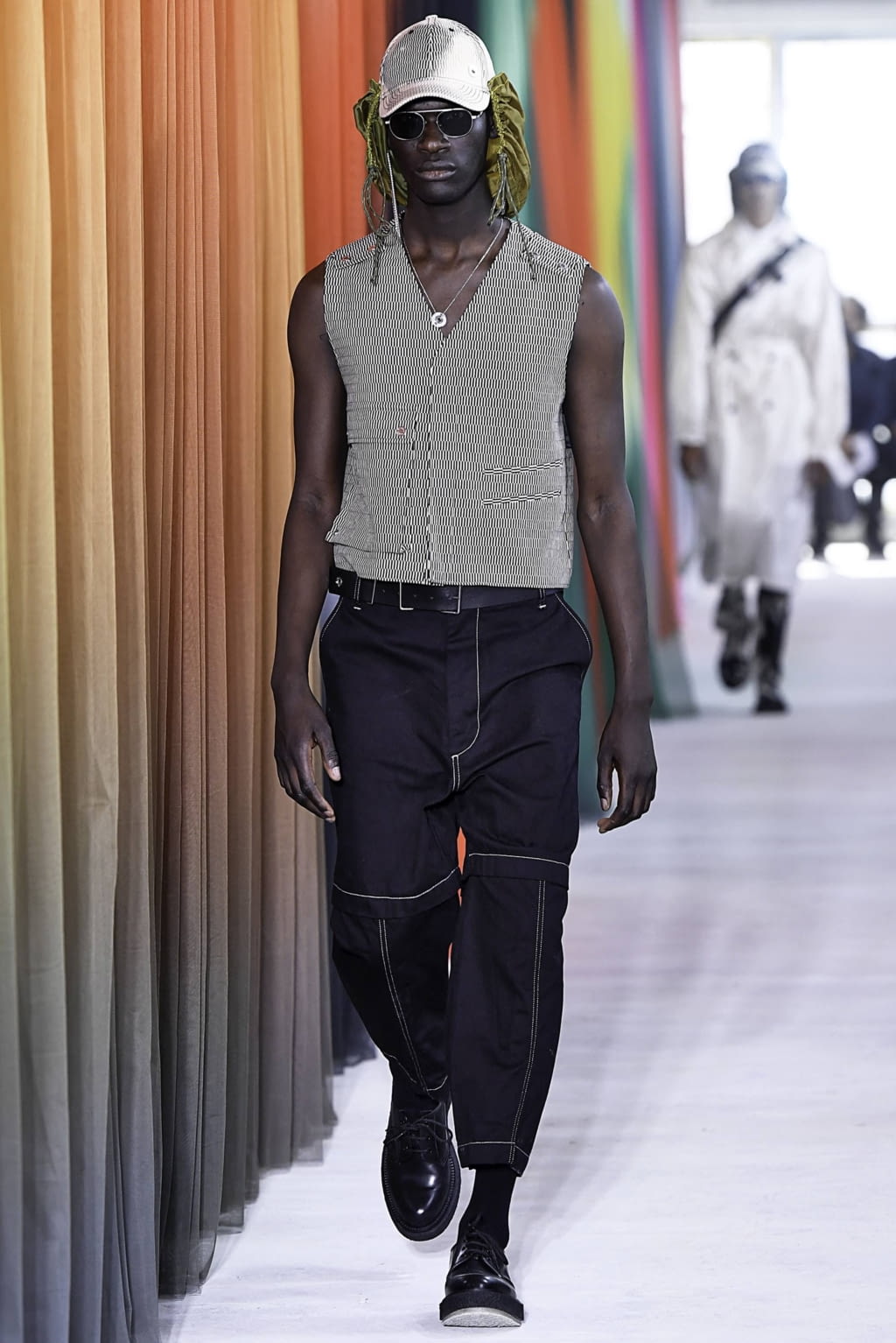 Fashion Week Paris Spring/Summer 2020 look 10 from the Études collection menswear