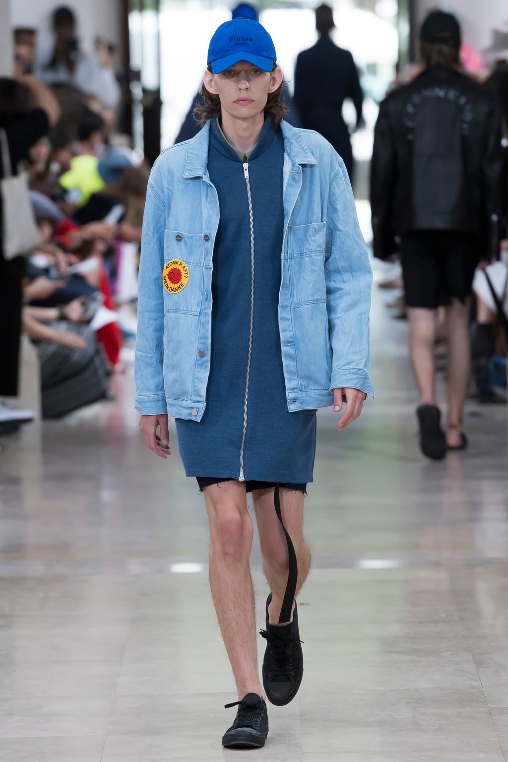 Fashion Week Paris Spring/Summer 2017 look 17 from the Études collection 男装