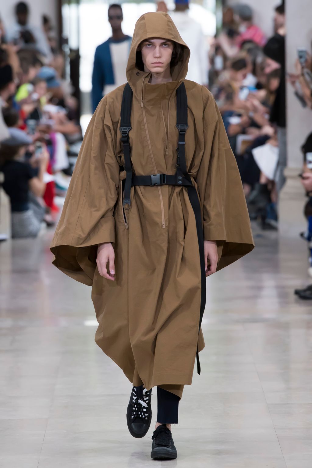 Fashion Week Paris Spring/Summer 2017 look 25 from the Études Studio collection menswear