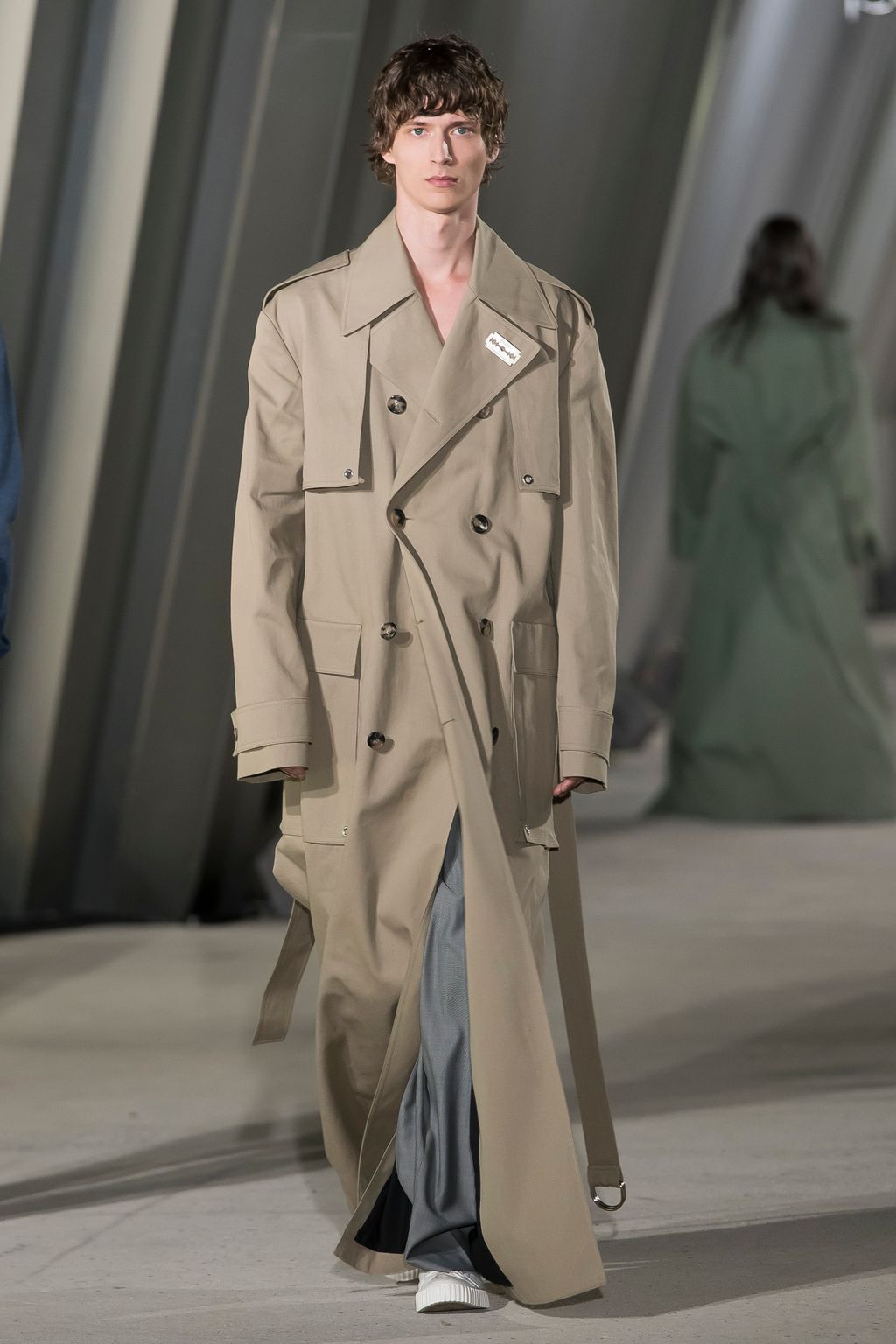 Fashion Week Paris Spring/Summer 2018 look 25 from the Études collection menswear