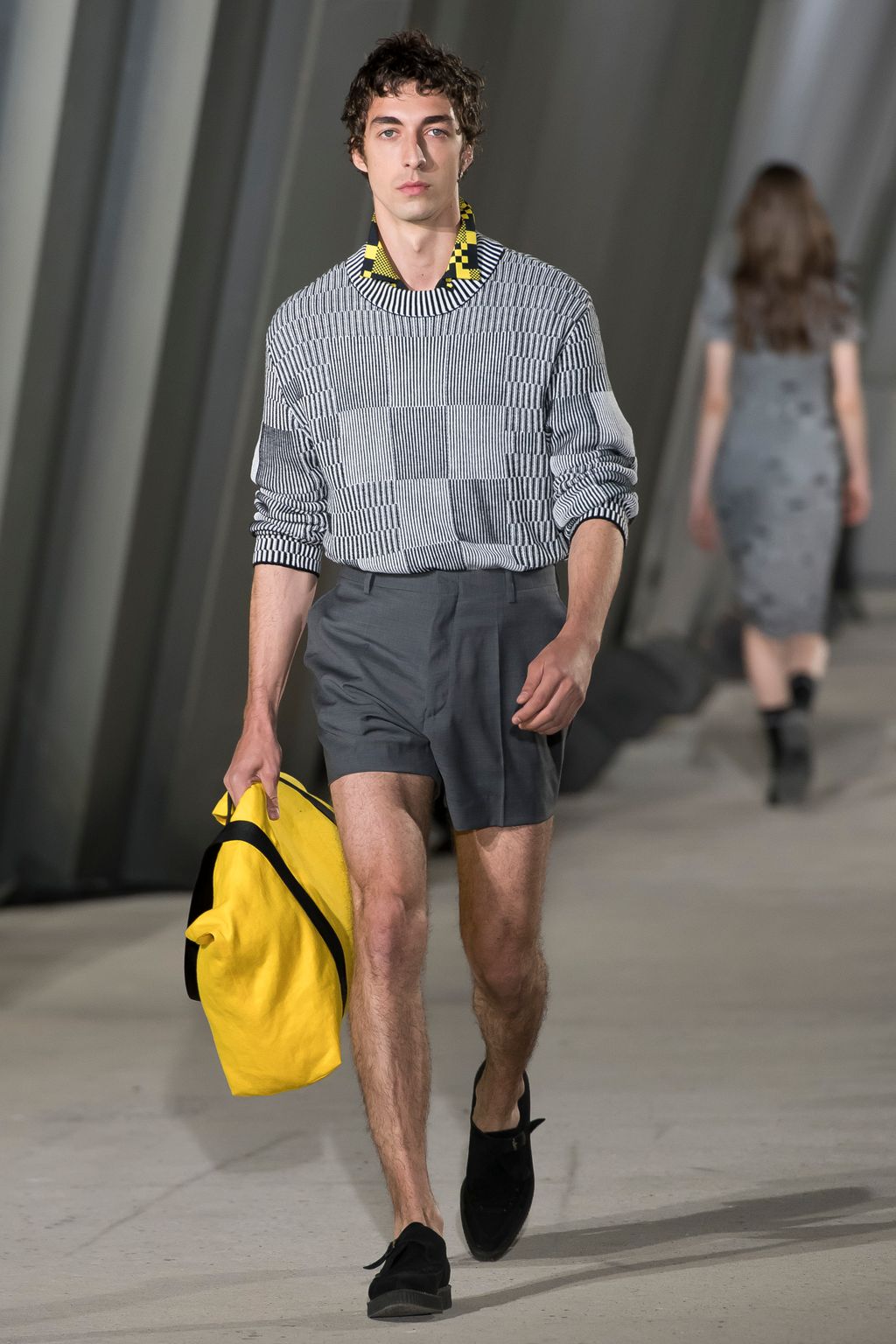 Fashion Week Paris Spring/Summer 2018 look 34 from the Études collection menswear
