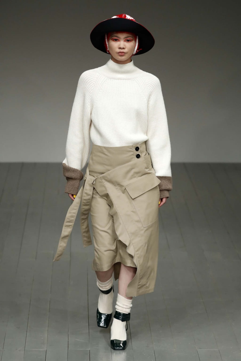 Fashion Week London Fall/Winter 2018 look 5 from the Eudon Choi collection womenswear