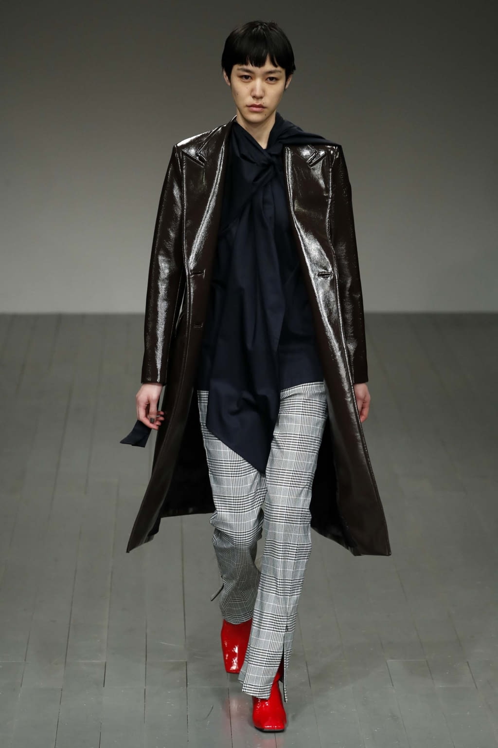 Fashion Week London Fall/Winter 2018 look 14 from the Eudon Choi collection womenswear