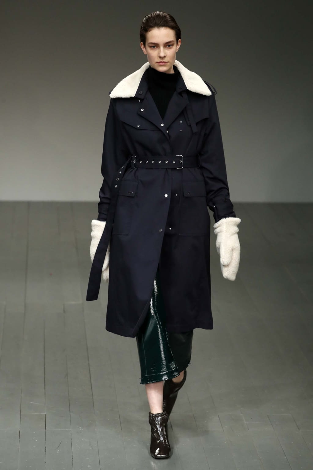 Fashion Week London Fall/Winter 2018 look 29 from the Eudon Choi collection womenswear