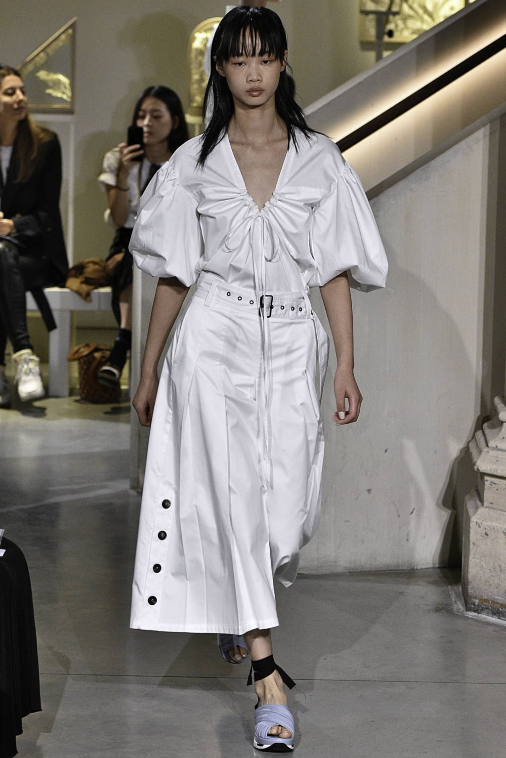 Fashion Week London Spring/Summer 2019 look 3 from the Eudon Choi collection womenswear