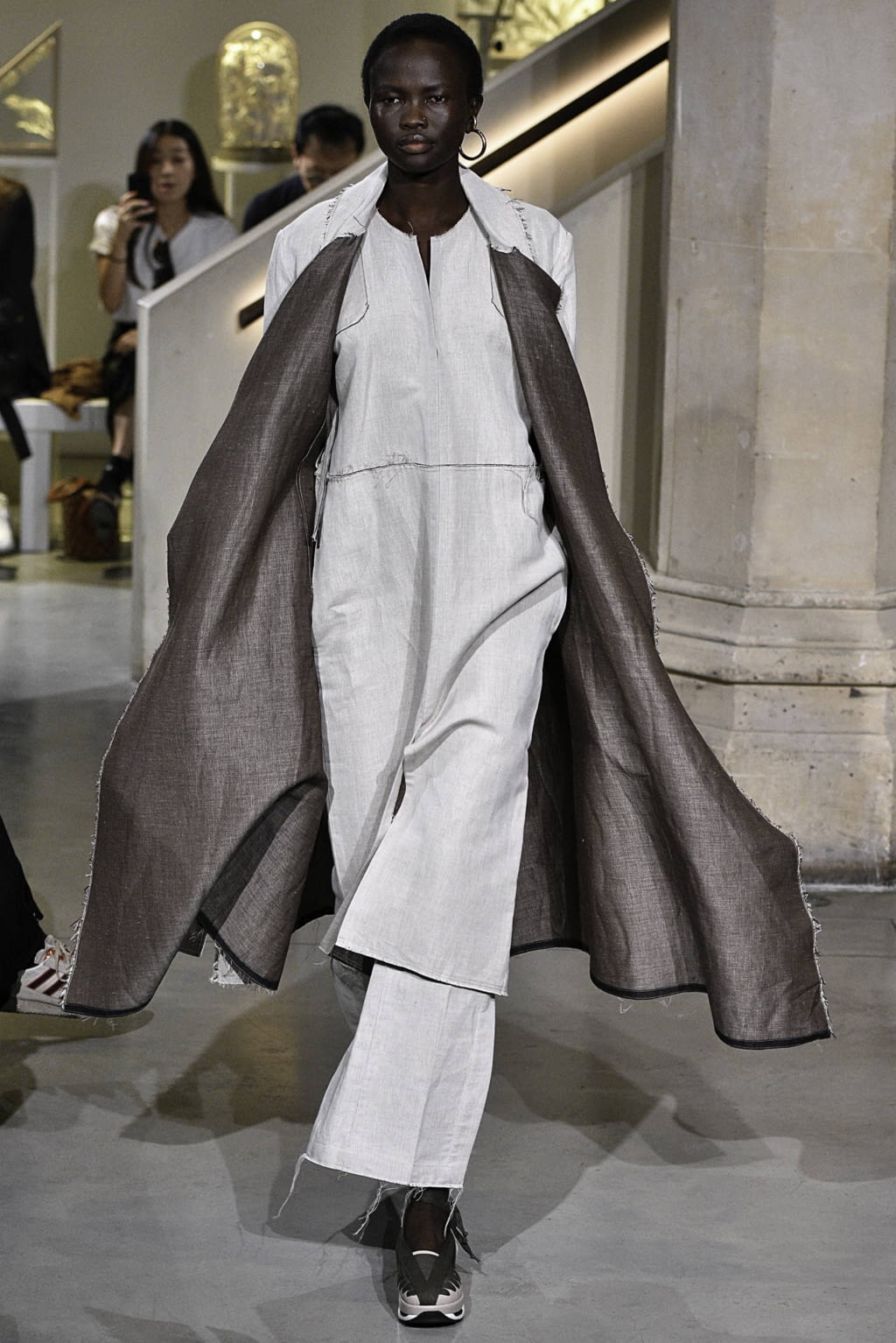 Fashion Week London Spring/Summer 2019 look 13 from the Eudon Choi collection womenswear